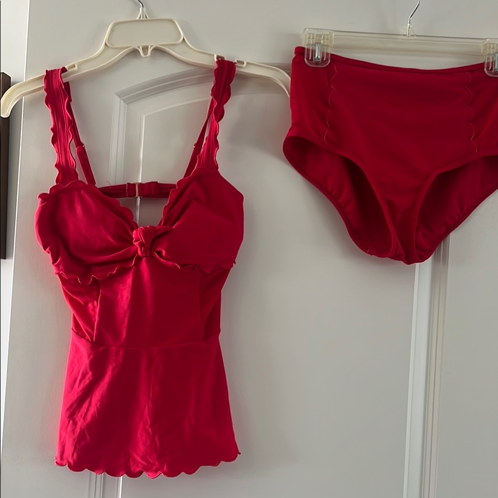 Elegant Red Women's 2-piece high waisted swimsuit